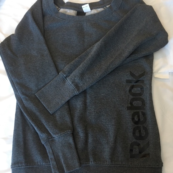 Reebok crew neck sweater - Picture 2 of 3